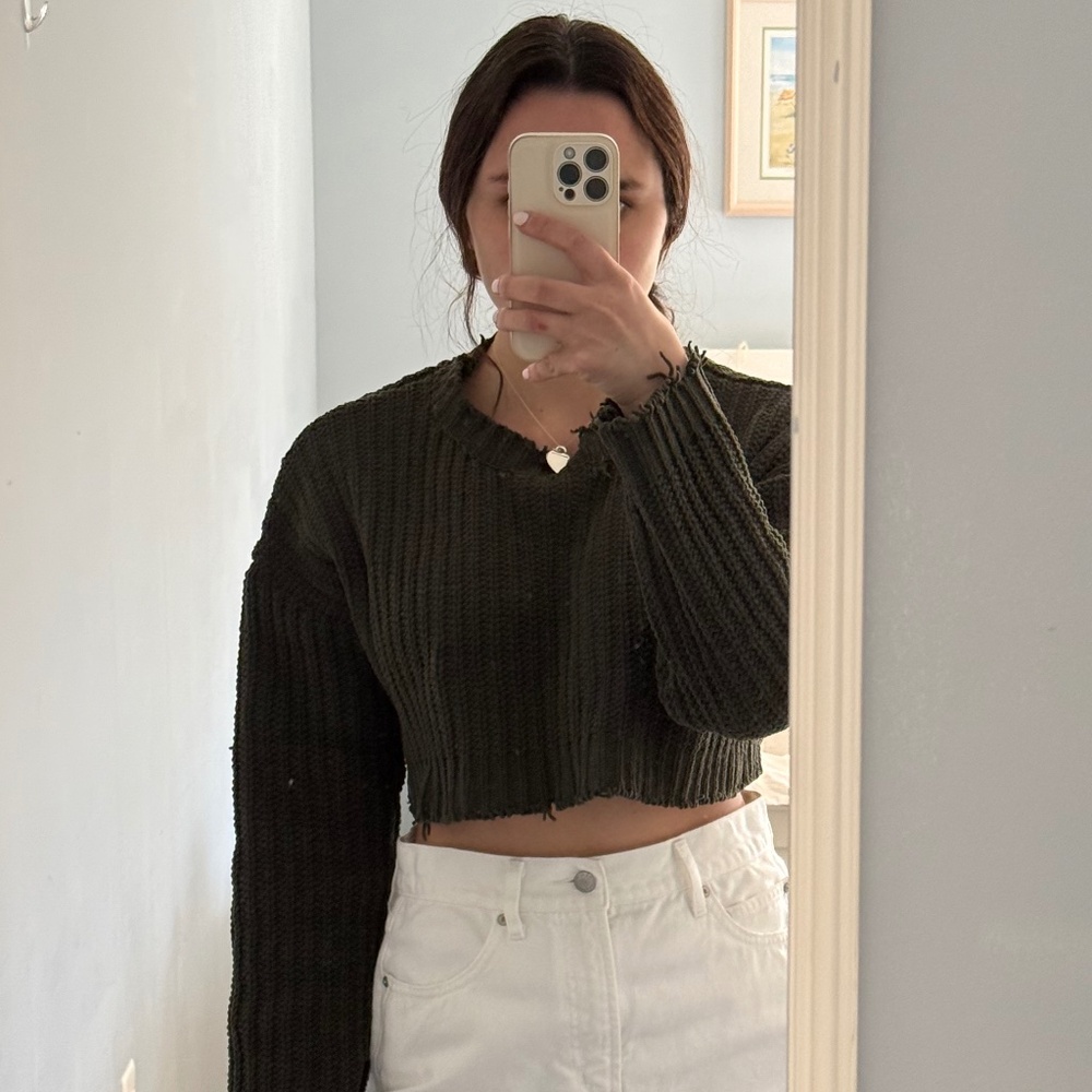 Forever 21 Olive Green Distressed Cropped Chenille Knit Sweater